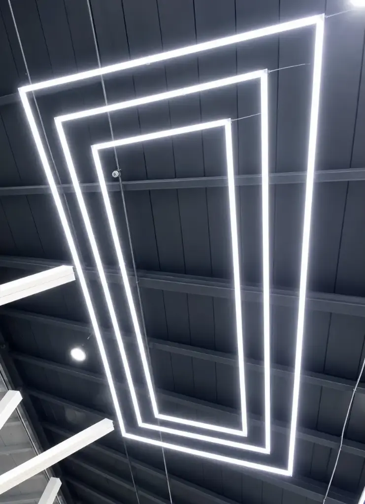 Ceiling Light (8x16)FT